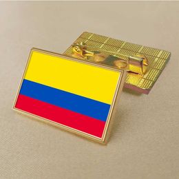 Party Colombia Flag Pin 2.5*1.5cm Zinc Die-cast Pvc Colour Coated Gold Rectangular Medallion Badge Without Added Resin