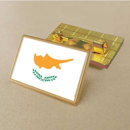 Party Cyprus Flag Pin 2.5*1.5cm Zinc Alloy Die-cast Pvc Colour Coated Gold Rectangular Medallion Badge Without Added Resin