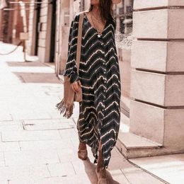 Casual Dresses 2023 Loose Beach Spring Vintage Printed Lantern Sleeves Long Dress Female Elegant V-neck Single Breasted Robe