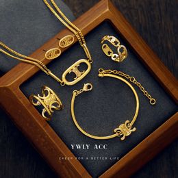 Celi style Arc de Triomphe minimalist ins high-end commuting light luxury C-shaped necklace bracelet ring earring set for women