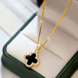 Van Clover necklace designer Anti sensitivity and Colour retention Double sided clover necklace titanium steel imitation diamond resin