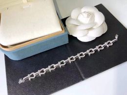 Brand Luxury Horseshoe Designer Charm Bracelets Womens S925 Sterling Silver Stone Bling Diamond Crystal Elengant Bangle Bracelet High Grade Jewellery