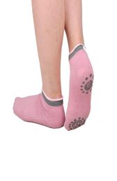 Yoga socks Women Sports Exercise Keep Balance Cotton Non Slip Skid Socks Yoga Pilates Pink Black Socks 4 Colors9154350