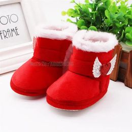 First Walkers born Baby Girl Plush Snow Keep Warm Non-slip Sneaker Walking Soft Soled Breathable Heart Wings First Walkers Shoes 231101