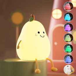 Night Lights LED Pear Fruit Night Light Dimming Silicone Table Lamp Bedroom Bedside Decoration with 7-Color and Timer USB Rechargeable Touch P230331