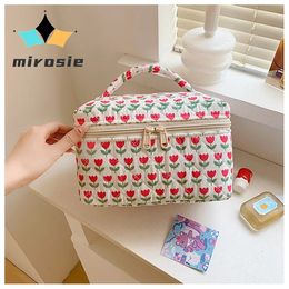 Cosmetic Bags MIROSIE Floral Makeup Bag with Floral Print Insulated Lunch Bag Portable Storage Bag for Fashionable Women Girls 231102