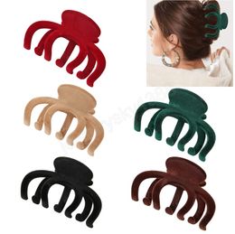 Autumn Winter Velvet Hair Claws Clip For Women Solid Color Elegant Hairpins Crab Barrette Trendy Ornament Hair Accessories Headwear