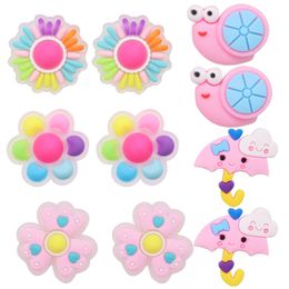 MOQ 20Pcs PVC Grow on The Night Luminous Colorful Snail Umbrella Flower Shoe Charms Buckle Clog Buttons Pins Wristband Bracelet Decoration Shoe Parts Accessories