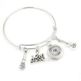 Whole Snap Jewellery I love music Bracelet Guitar Microphone Expandable Bangle Guitar Microphone Snap Button Bracelets for Music2105