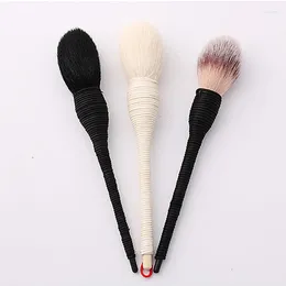 Makeup Brushes Flat Goat Wool Rattan Profesional Foundation Blush Loose Powder Contour Brush For Beauty Make Up