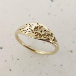 Wedding Rings 2023 Trendy Retro Geometric Delicate Flower Plant Metal Gold Color For Women Hand-carved Floral Simple Punk Jewelry Gifts