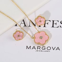 Wedding Jewelry Sets Clover Design Flower Plant Pendant Necklace Earrings Set Womens Stainless Steel Chain High Quality Luxury Bride 231101