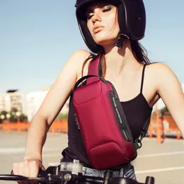 Omuz çantası siyah deri büyük kapasiteli spor naylon su geçirmez bisiklet seyahat çanta çanta okul çantası seyahat çantası iş havalandırıcı erkekler göğüs paketi çantaları bel kemeri