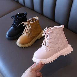 Boots Girls Boots Autumn Winter Plush Children Boots Boys Girls Shoes Fashion Brand Soft Leather Warm Kids Boots 231101