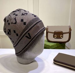 2023 Beanie/Skull Caps Designer beanie luxury knitwear hat Alphabet design temperament versatile knitted warm letter Christmas