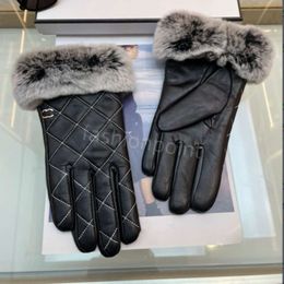 Scarves Gloves Sets Five Fingers Gloves Luxury Mittens For women Designer Winter Sheepskin Leather Mitten Thick Warm Driving Genuine leathers glove Fleece inside