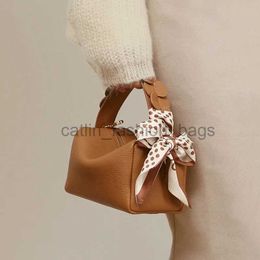 Totes Hats Bucket Hats Fasion Women's Mini Bag PU Leather Ten Font and Small Bag Women's Wallet Mini Bag Wit Cain and Scarfcatlin_fashion_bags