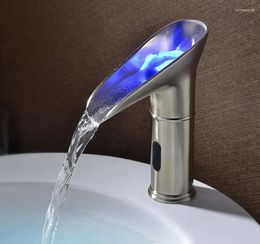 Bathroom Sink Faucets Yooap LED And Cold Automatic Sensing Faucet DC 3 Colour Basin Changed By Water Pressure Powered