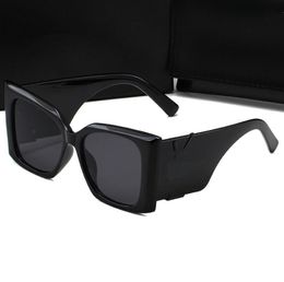 Luxury Designer Brand Sunglasses Designer Sunglasses High Quality eyeglass Women Men Glasses Womens Sun glass UV400 lens Unisex wholesale price 1002