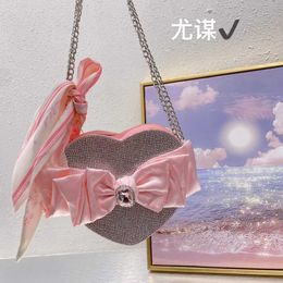 Shiny and Lingling Love Silk Satin Box Wrap Feast Water Bow Knot Hand Carrying Underarm Crossbody Bag 231102