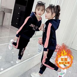 Clothing Sets 2023 Winter Girls Tracksuit Autumn Toddler Teenager Pleuche Clothes Velvet Letters Striped Sweatshirt Hoodie Pant Children