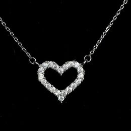 New Concise Style Silver Necklace Full Diamond Love Heart Necklace Female Love Zircon Pendant One Chain Silver Necklace Short Clav308A