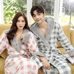 Women's Robe Women Winter Long Bathrobe Print Warm Flannel Plus Size Hooded Coral Fleece Bath Lovers Dressing Gown Men Sleepwear 231102