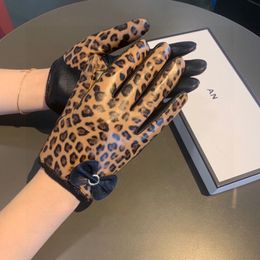 CHarm Designer Gloves Leather Glove Ladies Sheepskin Leopard Winter Mittens For Women Cashmere Inside Official European Size L M GM-5