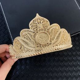 Headbands Gold Colour Metal Gold Plated Crown Suitable for Wedding Bridal Tiara Party Gift Princess Crown Ball Banquet Hair Jewellery 231102