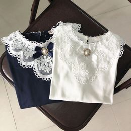 Kids Shirts Spring Fall Winter School Girls Shirts Kids White Long Sleeve Lace Bow Girl Tops And Blouse Baby Toddler Clothes JW3258 230331