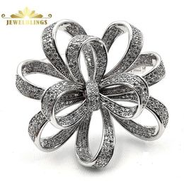 Victorian Vintage Silvertone Micro Pave Clear CZ Ribbon Bow Brooches Circlet Floral Style Bowtie Pin Broach Women Bridal Jewelry 22639