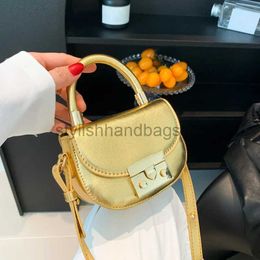Shoulder Bags Handbags Designer Saddle Bag Mini and Bag Women's 2023 Pure Leader Ten Font Bag Fashion Clue Soulder Bag Brand Masterstylishhandbagsstore