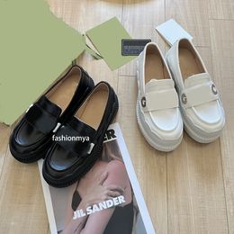 New Italian Spring Autumn Designer Loafers Ladies Dress Shoes White Casual Platform Loafer Matsuke Titles Buckle Loafer Shoes Muller Shoes