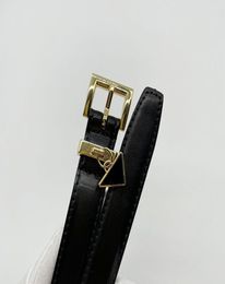 2022 Famous brand triangle women039s small belt black pin buckle belt top quality designer new leather waistband for woman girl3591932