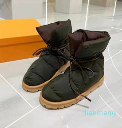 Lastest Designers Women Camping Snow Boots Winter Fashion Lace Up Flat Soled