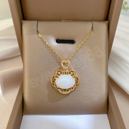 Exquisite Fashion Love Jade Inlaid Zircon Pendant Necklace for Women Elegant Heart Lock Lucky Jewellery Titanium Steel Accessories