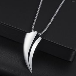 Pendant Necklaces Fashion Trendy Wolf Tooth Shaped Stainless Steel Necklace For Men Rock Jewelry Gift Wholesale