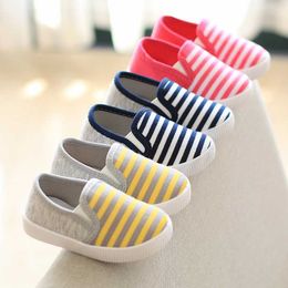 Athletic Outdoor Spring New Kids Canvas Sneakers for Toddler Sport Casual Shoes Fashion Breathable Children Flats Canvas Shoes Boys Girls Loafers W0329