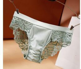 Women's Panties 100 Pieces/Batch Wholesale European Style Women's Sexy Lace Patch Work Wear Women's Mid Waist Lace Fabric 230403