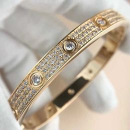 Gold Bracelet Nail Designer Bangles for Women and Men High version 18k Rose Ten Diamond Full Sky Star LOVE Screw Couple Clip logo