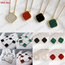 Pendant Necklaces Four Leaf Clover Necklace Designer Jewellery Set Pendant Necklaces Bracelet Stud Earring Gold Silver Mother of Pea222R