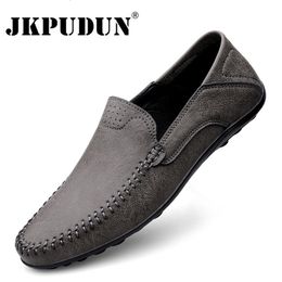 Dress Shoes Leather Men Shoes Casual Luxury Italian Soft Men Loafers Handmade Moccasins Men Breathable Slip on Boat Shoes Plus Size 38-47 230403