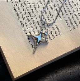 Pendant Necklaces Sweet Cool Y2K Spicy Girls Cross Double Star Necklace Ins Hip Hop Women's Sweater Chain Steel Cooling Light Wind Couple