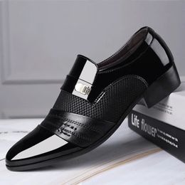 Dress Shoes Slip on Men Dress Shoes Men Oxfords Fashion Business Dress Men Shoes Classic Leather Men'S Suits Shoes Man Shoes 231102