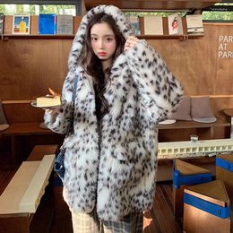 Women's Fur Plus Size Hooded Coat Women Luxury Brands Thickened Fluffy Jacket Long Sleeve Warm Winter Faux Fleece Casual