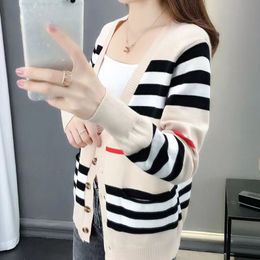 Women's Sweaters Autumn Winter Knitting Shirts Ladies DRESS Designer Cardigan Knitted Sweater Casua Cashmere tops clothing