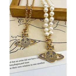 Desginer Viviene Westwoods Vivian Same Style Pearl Chain Saturn Hanging Tag Necklace Men's and Women's Ins Unisex Style Handsome Sweater Chain