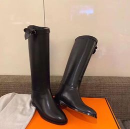 Botas de alta qualidade para senhora fivela de couro de bezerro preto marca famosa cavaleiro longo joelho bota designer moda inverno famoso salto mulheres botas altas multi cor h cavalo novo