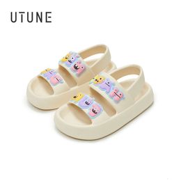 Slipper UTUNE Cute Sandals Slippers For Child Soft Boys and Girls Outside Shoes Thick Sole Toddler Garden DIY Patch Summer Pantufa 230403