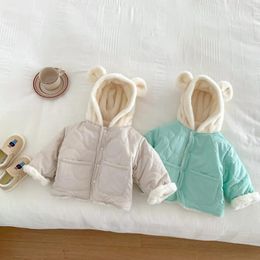 Jackets 2023 Winter Baby Long Sleeve Fleece Warm Coat Kids Boys Cute Bear Hooded Jacket Infant Plus Velvet Thick Tops Clothes